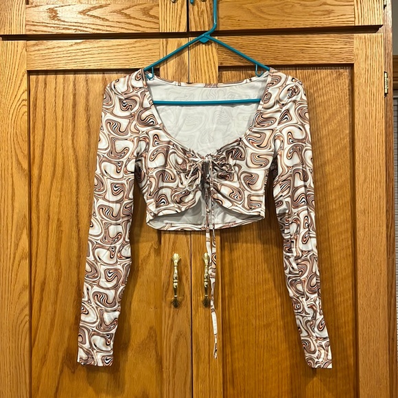 Shein Swirl Crop Top - Picture 1 of 2